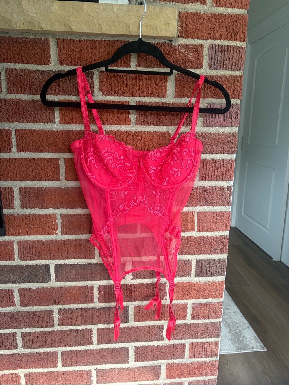 Women's Vintage Red Lace Bustier Garter Lingerie